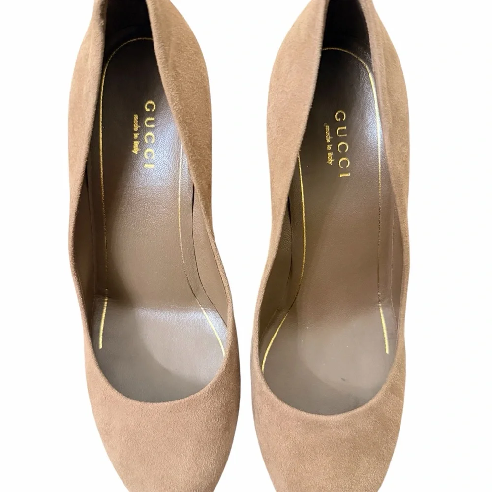 Gucci Women's Tan Suede Round-Toe Pumps - Picture 9 of 11